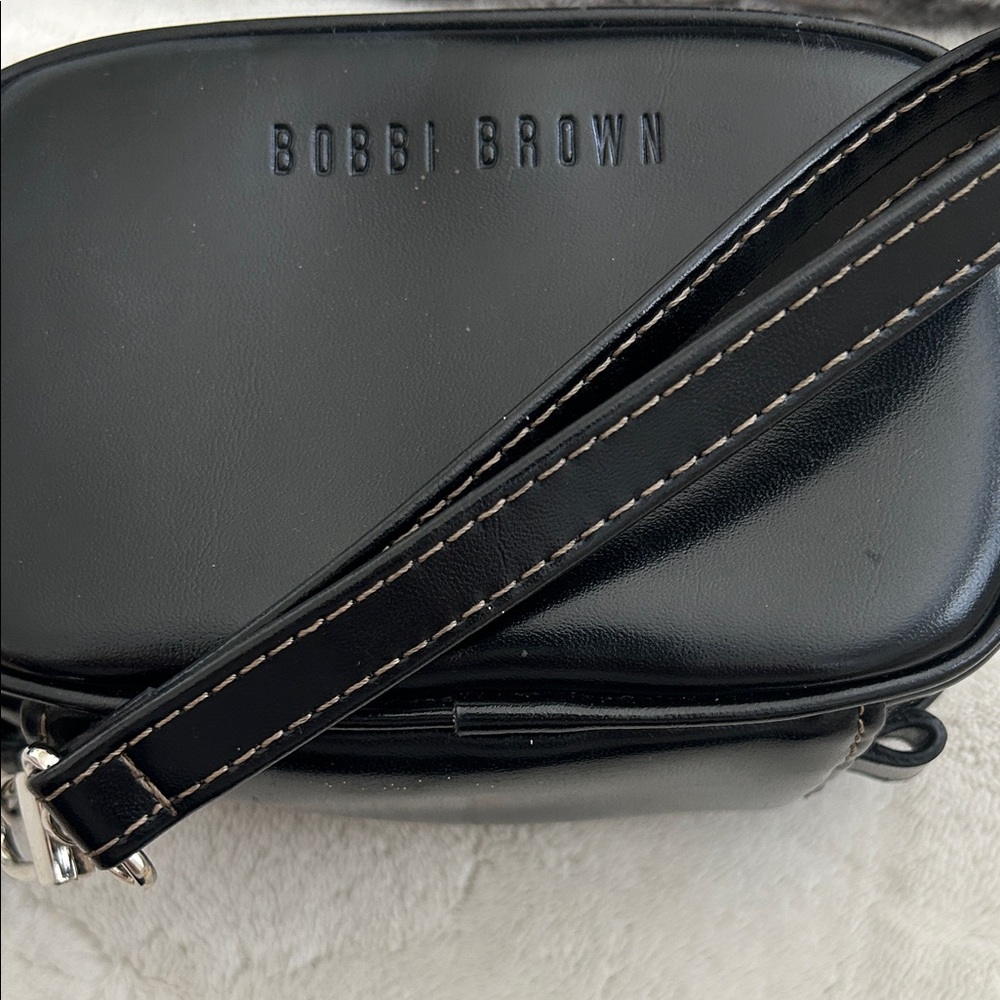 Bobbi Brown women’s Sleek Black Toiletry Bag